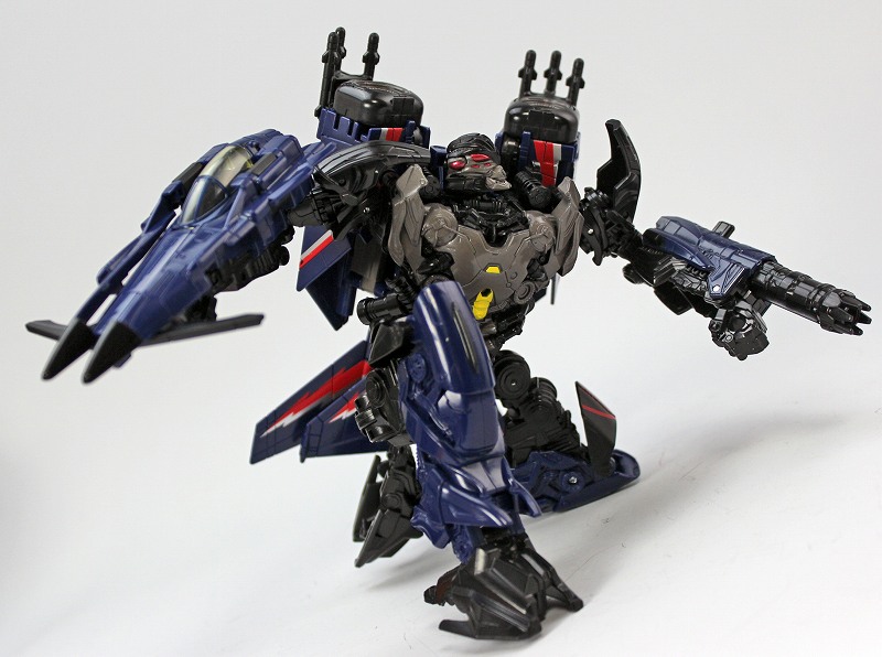 09_THUNDERCRACKER