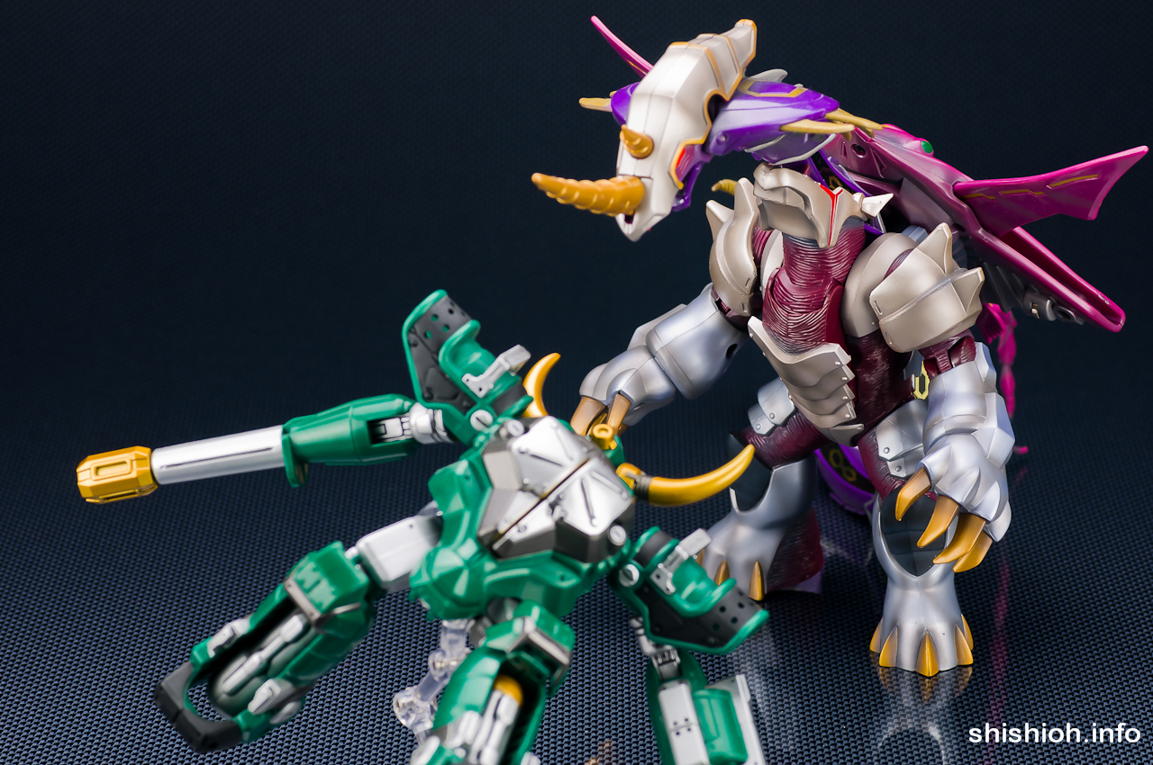 レビュー】 バンダイ S.H.Figuarts 仮面ライダーゾルダ [仮面ライダー龍騎]