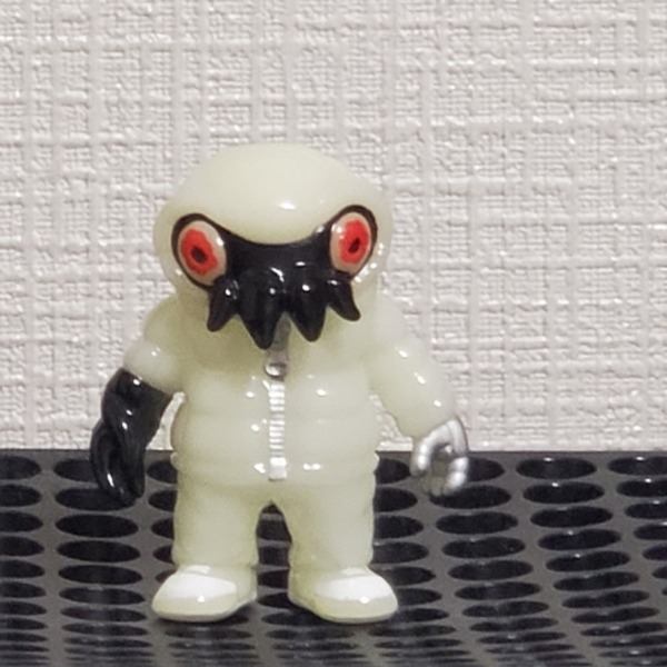 クトゥルフオイド イカリ | ソフビマニア - 日本最大のソフビ検索