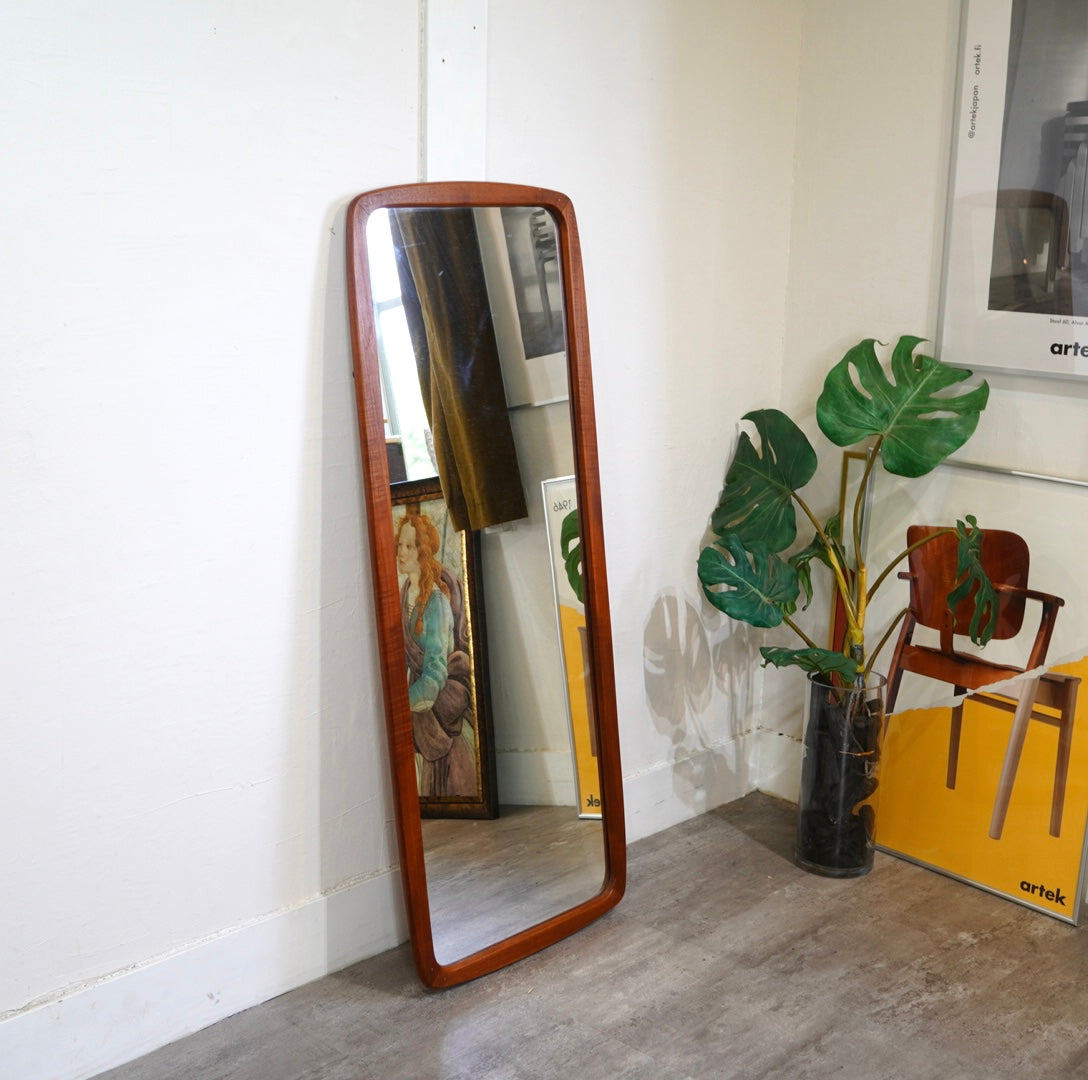 デンマーク製 チークミラー ヴィンテージ 鏡 中古 北欧 姿見 かわいい