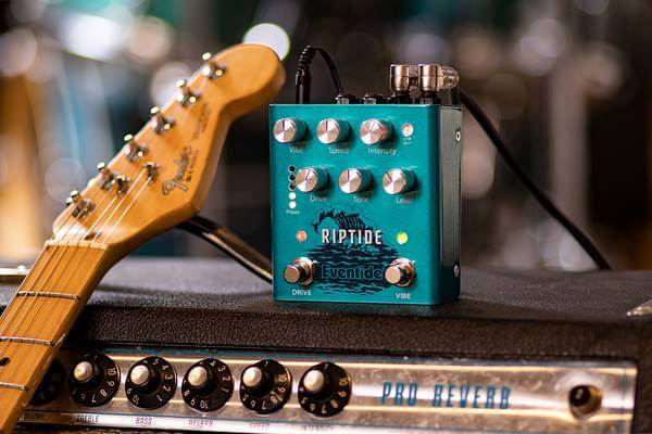 EVENTIDE Riptideはステレオ対応のオーバードライブとユニバイブ系の 2