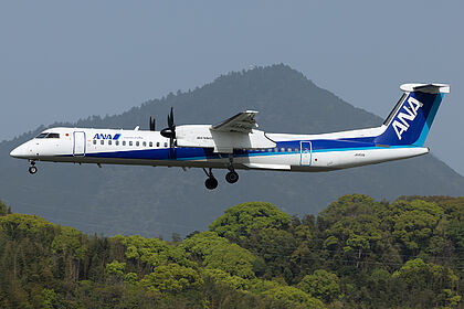 JA856A All Nippon Airways Bombardier DHC-8-400 | Planespotters.net