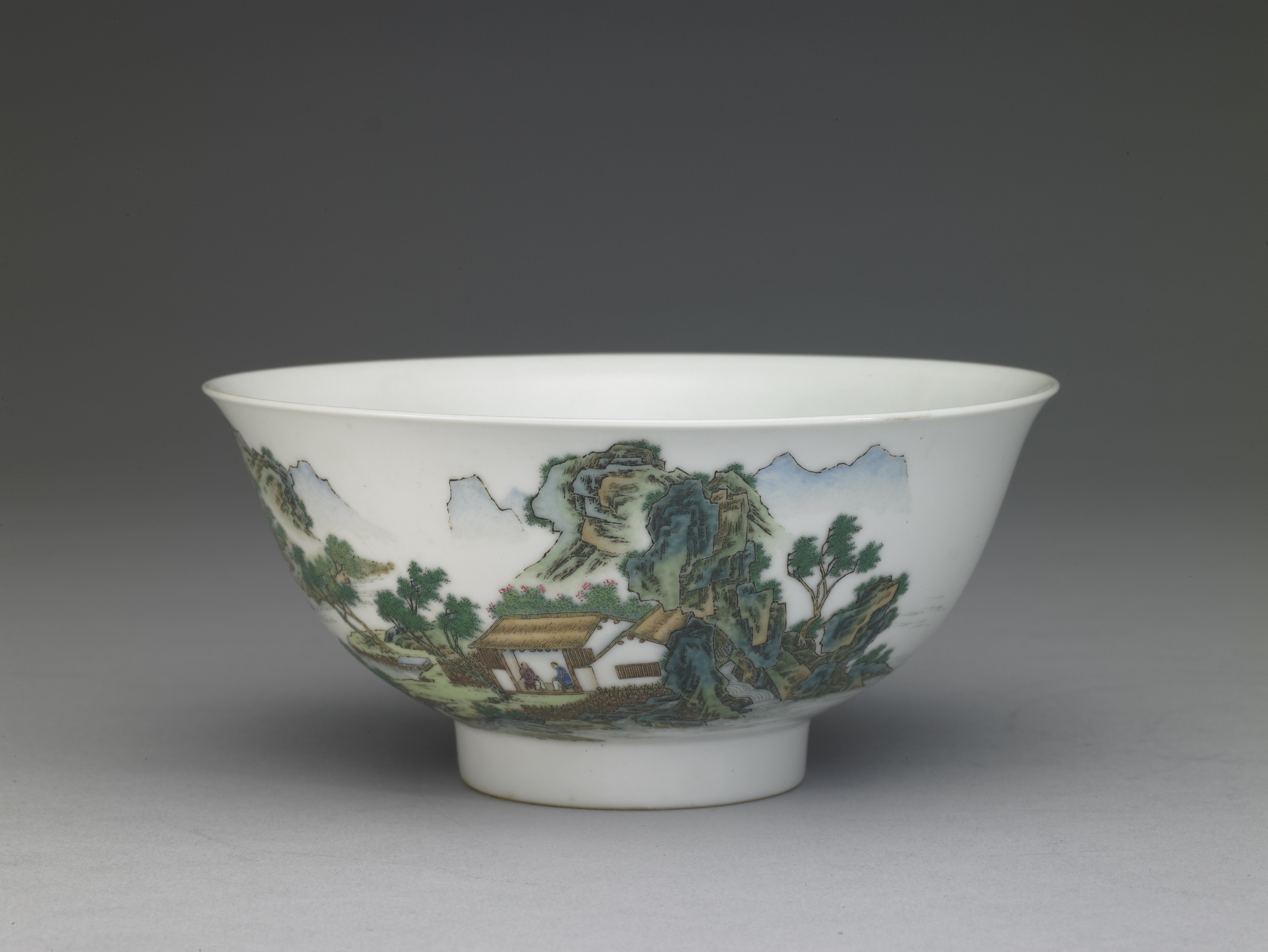 国立故宮博物院 3D文物鑑賞-3D文物-清 雍正 琺瑯彩山水人物図碗