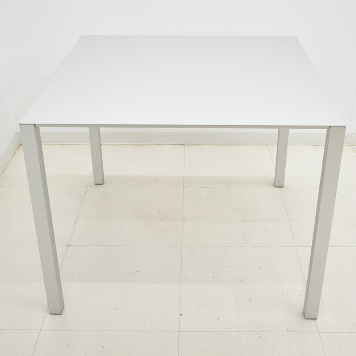 中古】Cassina ixc. AIR FRAME テーブル W900 2024070802【中古