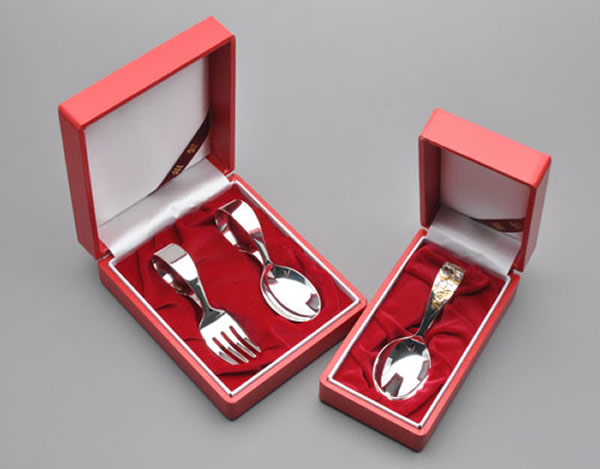 楽天市場】上田銀器工芸 包装 箱 ベビースプーン フォーク 機械彫り