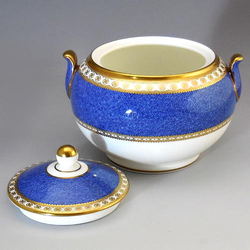 楽天市場】ウェッジウッド Wedgwood 壺印 英国製 ユーランダー