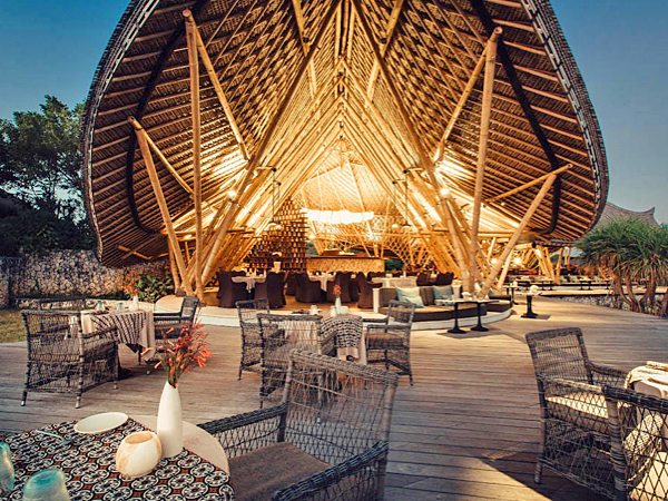 スワルガ パダン パダン | チェックインバリ