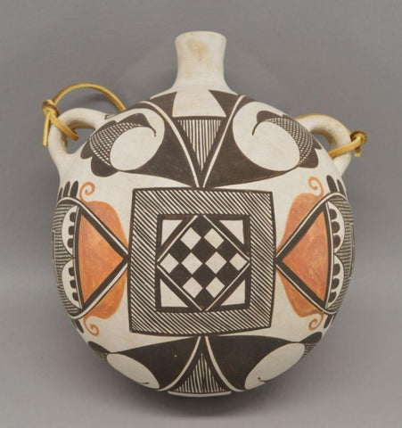 Native American Indian Pottery - vintage - vintage