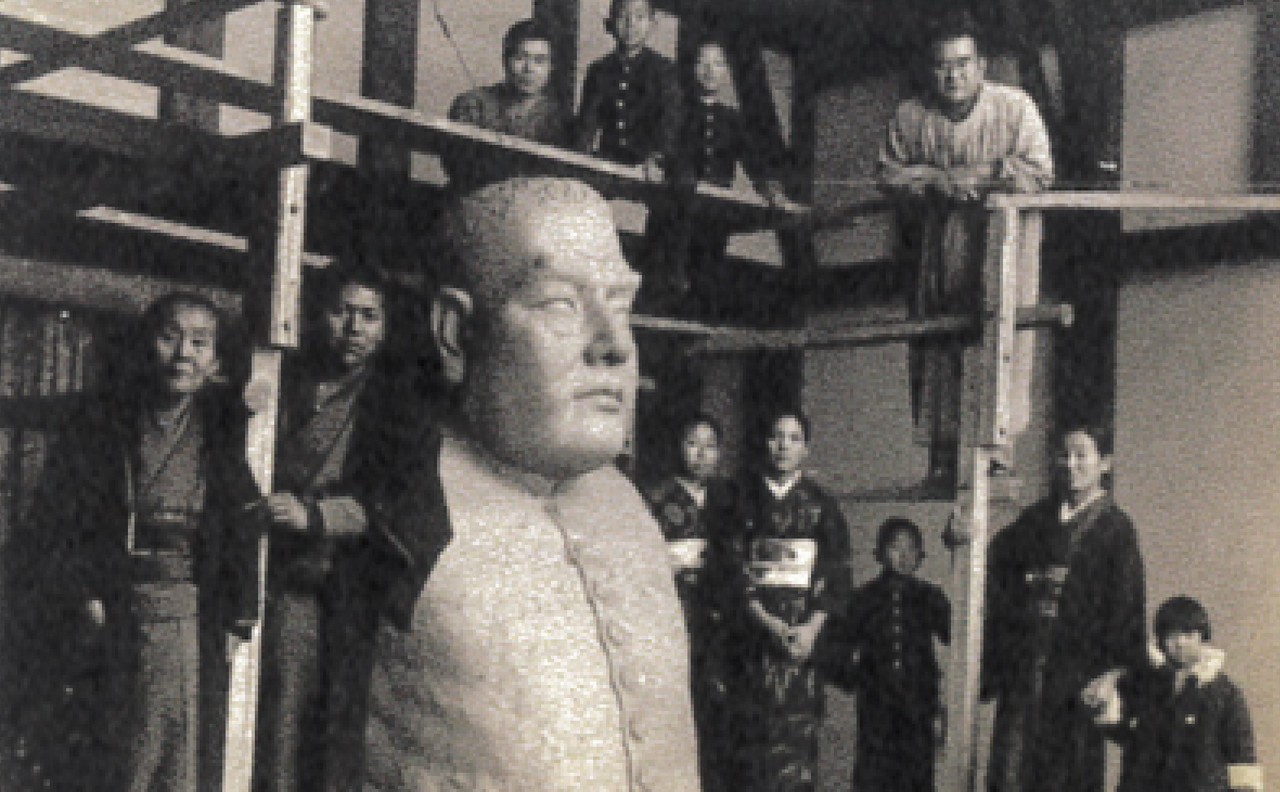 写真立て 昭和58年 安藤建設の竣工記念 写真立て 昭和58年 安藤建設の