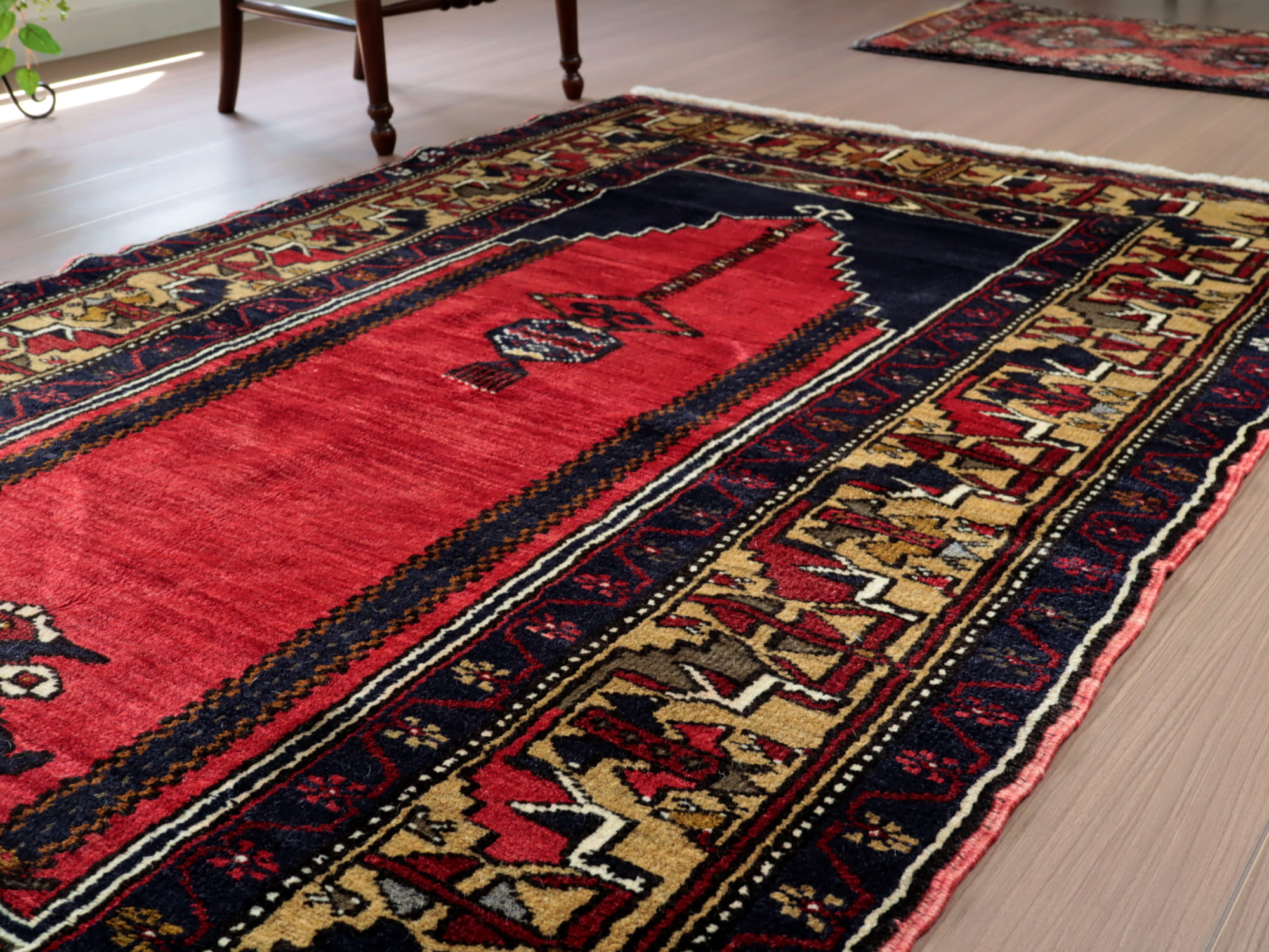 高級ペルシャ絨毯イラン・クム産総シルク手織り最高峰225万ノット