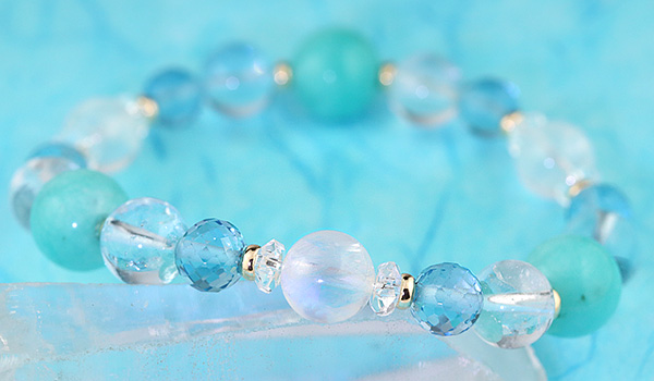 ☆]完全限定品ブレス【夢の月路】（ペルー産アマゾナイトAAA・ブルー