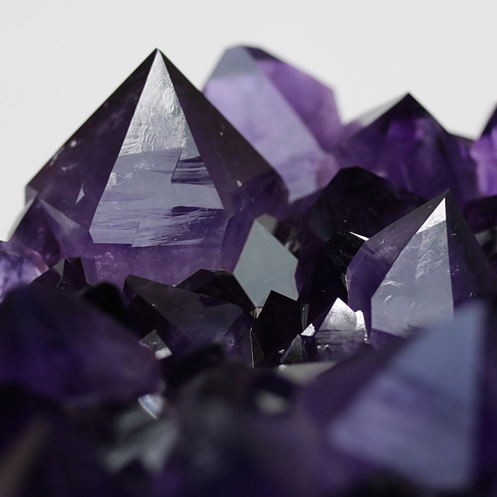 トップクォリティ]ブラジル産アメジストクラスター（大型原石2.16kg