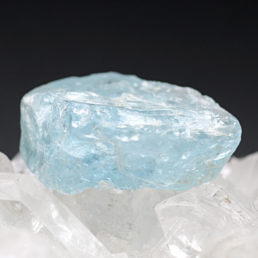 ブラジル産]天然アクアマリン結晶/未加工原石（非加熱無着色・18.0g