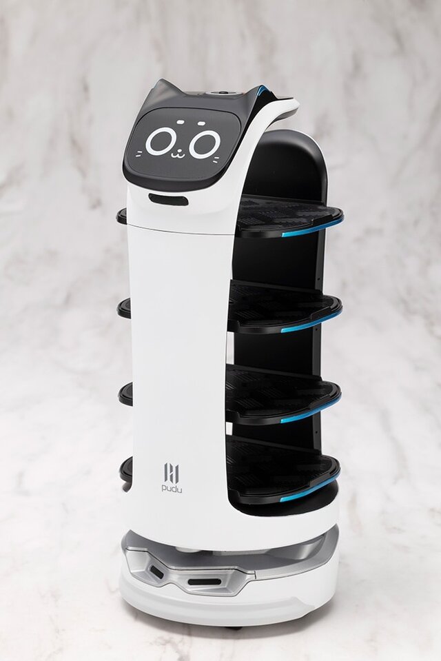 ファミレスでお馴染み！ネコ型配膳ロボット「ベラボット」が大きめな