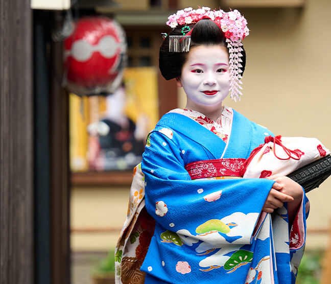 衿替 | 舞妓について | 京の花街文化 | 京都花街オフィシャルサイト京