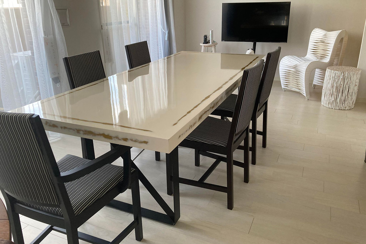 M-RS URUSHI(ウルシ) ダイニングテーブル 180/210 高さ68 72cm