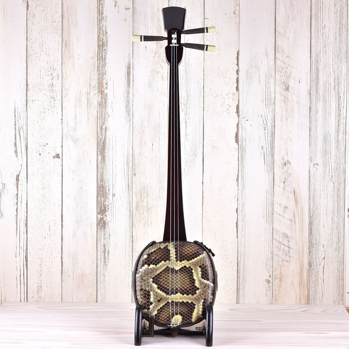 逸品三線】久場春殿型【縞黒檀】本張り三線｜三線専門店ナビィ三線