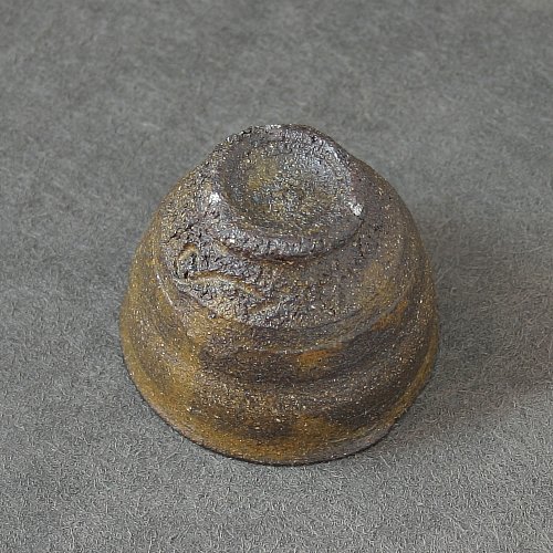 陶器・伊羅保・ぐい呑み｜吉井史郎