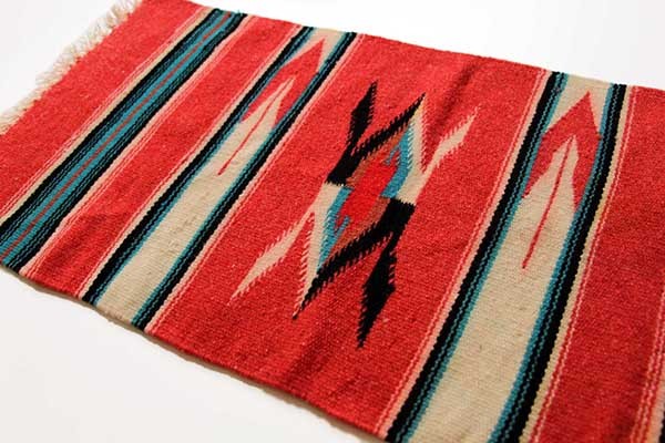 ビンテージ ネイティブ柄 チマヨ ラグ マット レッド - Sixpacjoe Web Shop