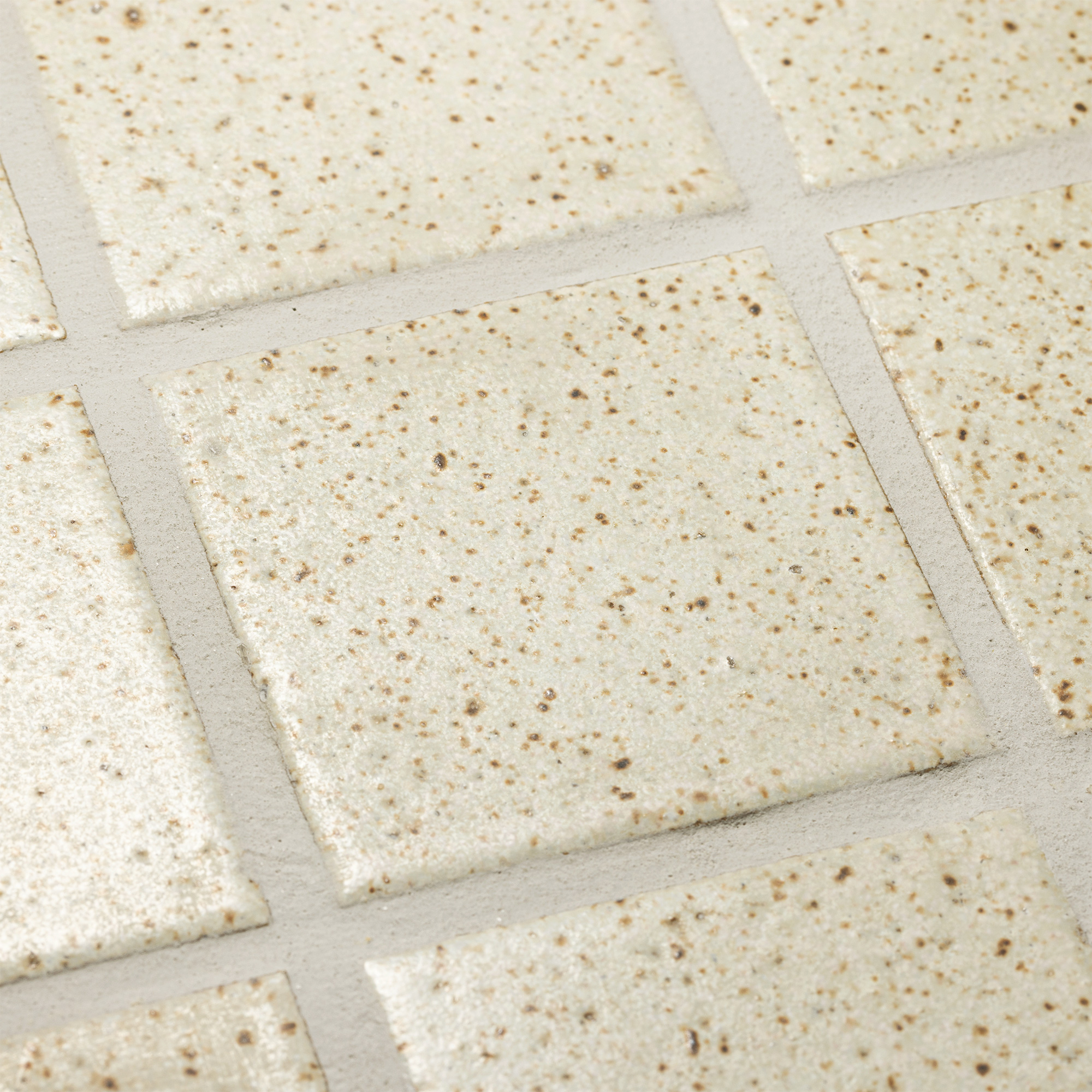 古窯70角タイル 胡粉（ケース） | WL-TL012-03-G141 | 四角形タイル