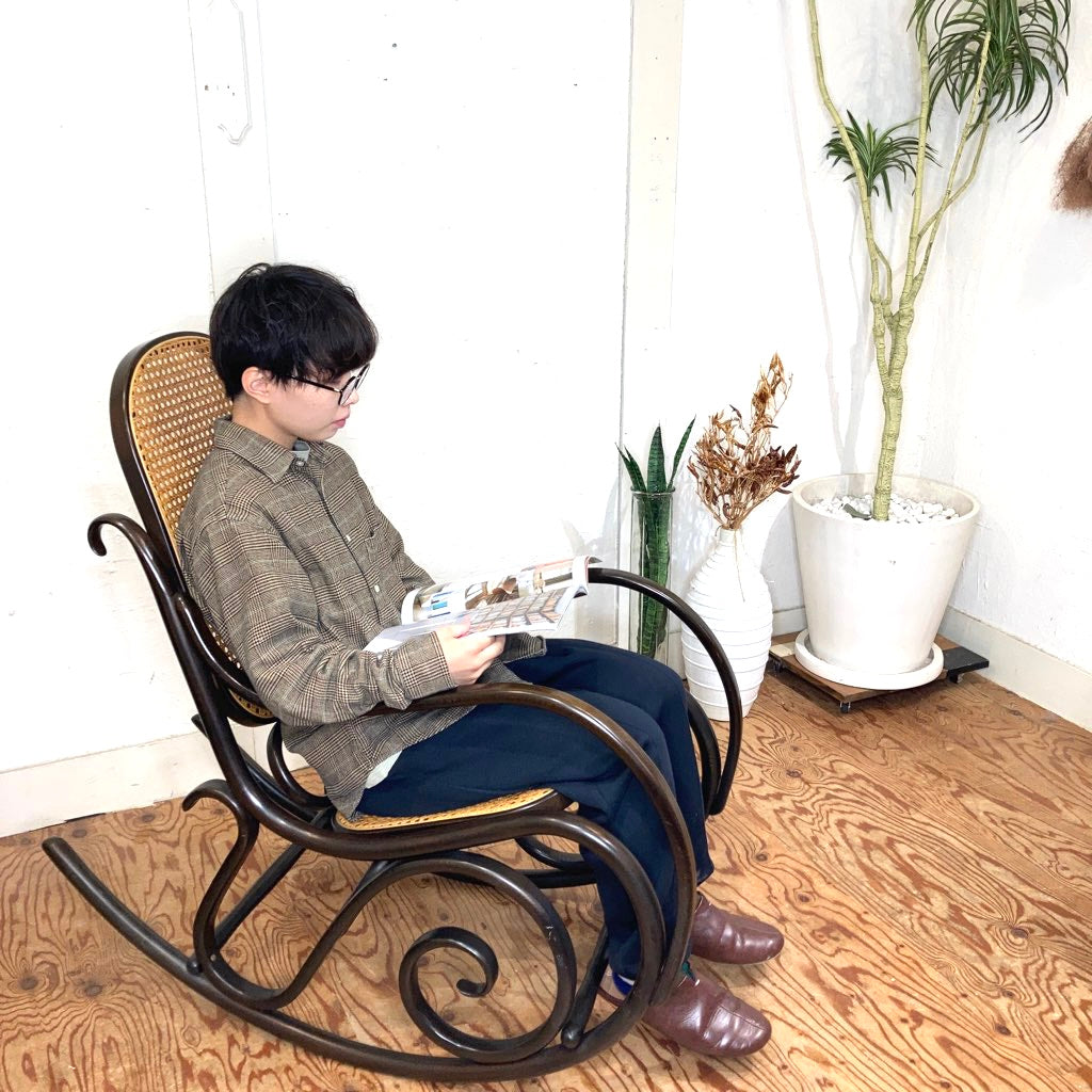 トーネット / THONET ベントウッドロッキングチェア #7028 曲木 中古
