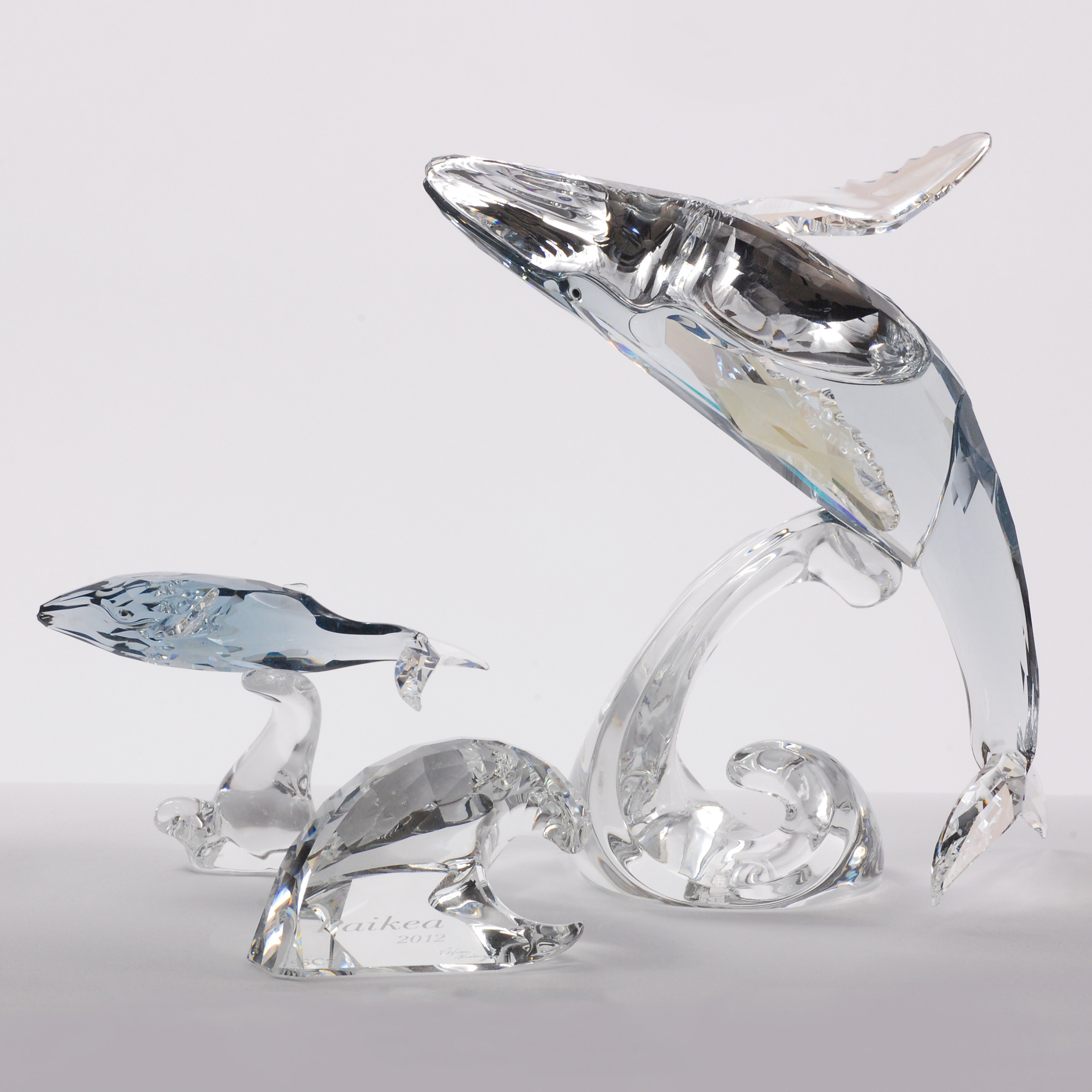 Swarovski Crystal Figurines - Begins closing: November 08, 2018 AT