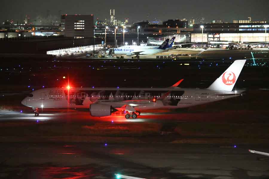 6代目嵐ジェットの運航開始、リーダー・大野智さん誕生日に - TRAICY