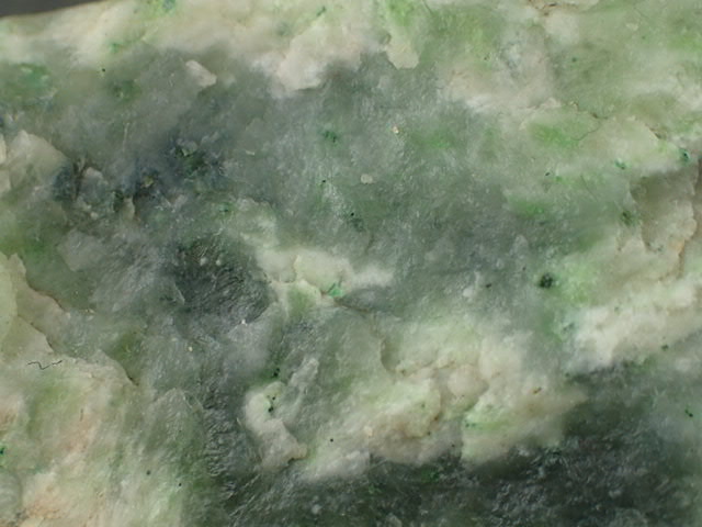 最高品質日高翡翠(Hidaka Jade) 原石 北海道日高町産 ｜石の販売専門店