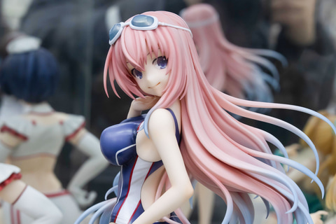 特別企画】【あみあみ展示撮り下ろし】太ももの美しさに目が釘付け