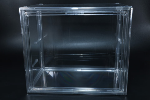 特別企画】550円のコスパ最高のコレクションケース。ダイソーの「透明