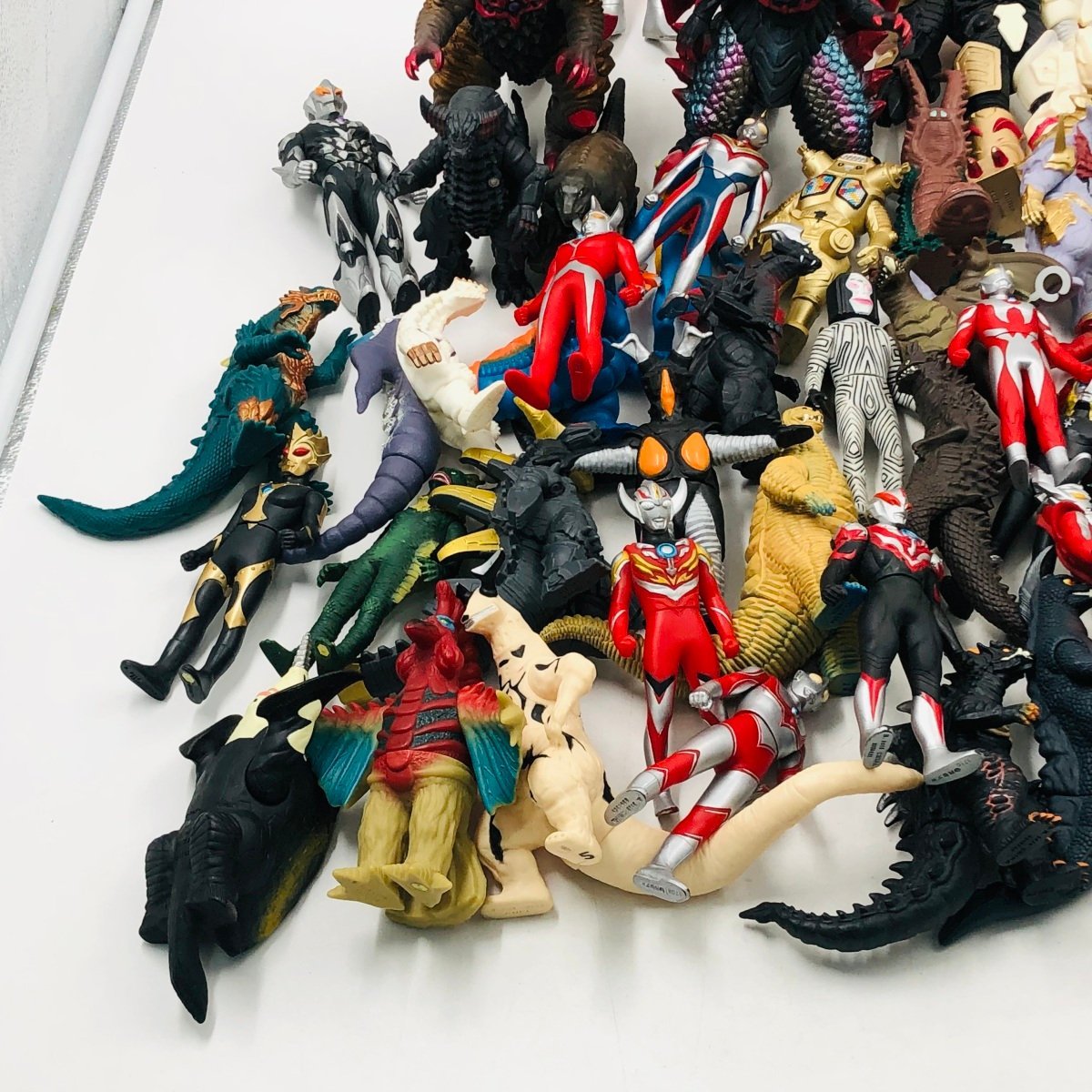 ジャンク バンダイ 大魔王獣 マガオロチ ウルトラ怪獣DX ソフビ タグ