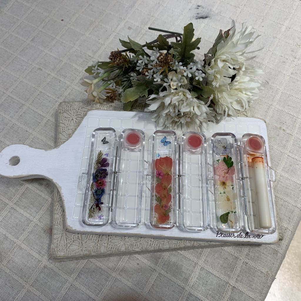 春におススメ♪押し花の印鑑ケースの作り方 | 不器用さんのハンドメイド