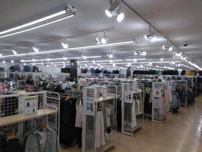 セカンドストリート 東松山店｜洋服(古着)・家具・家電等の買取と販売