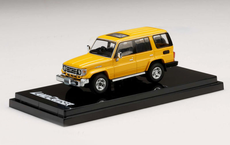 Hobby Japan New 1:64 Toyota Landcruiser 70 ZX 4-Door