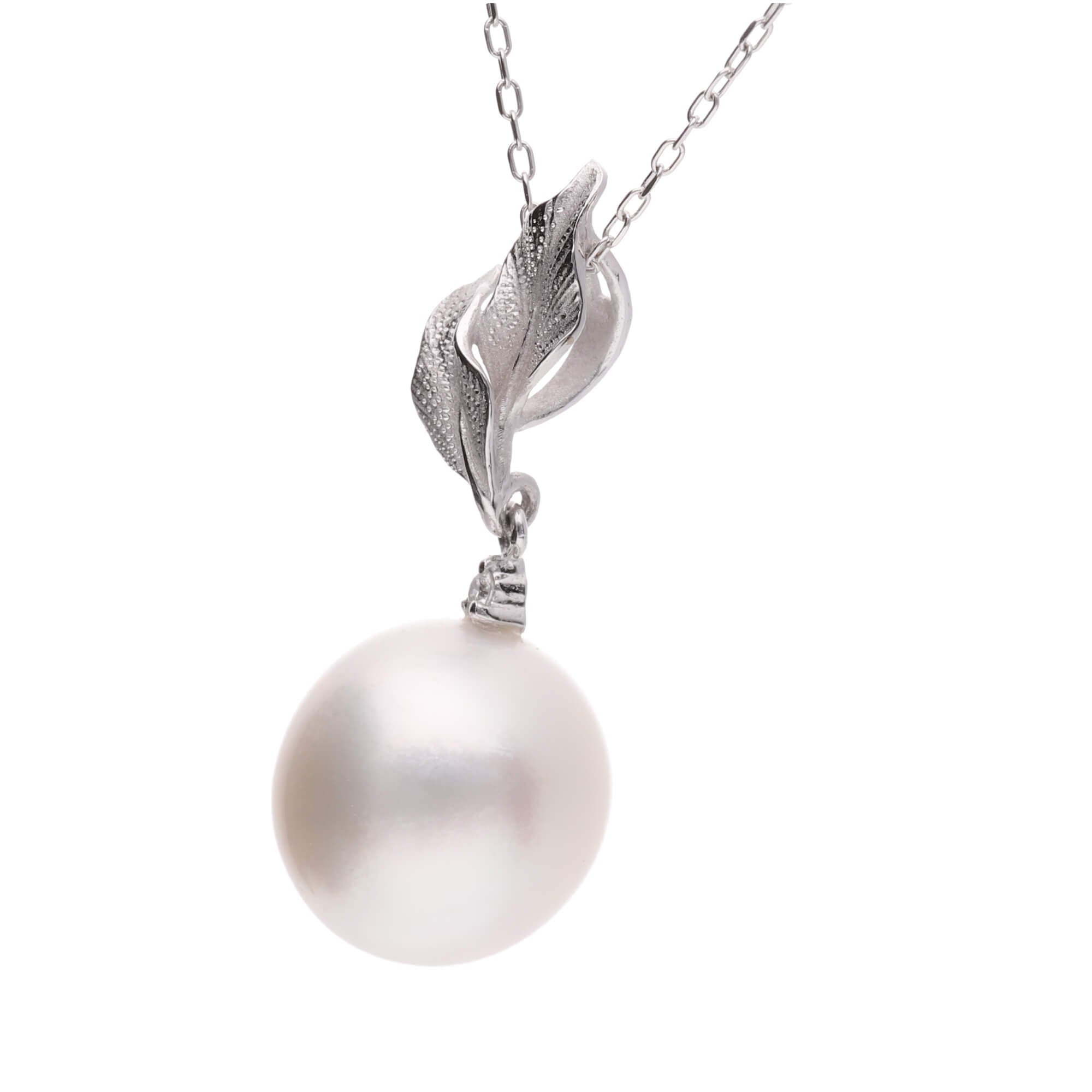 常盤木】シロチョウパール ダイヤモンド ホワイトゴールド ペンダント