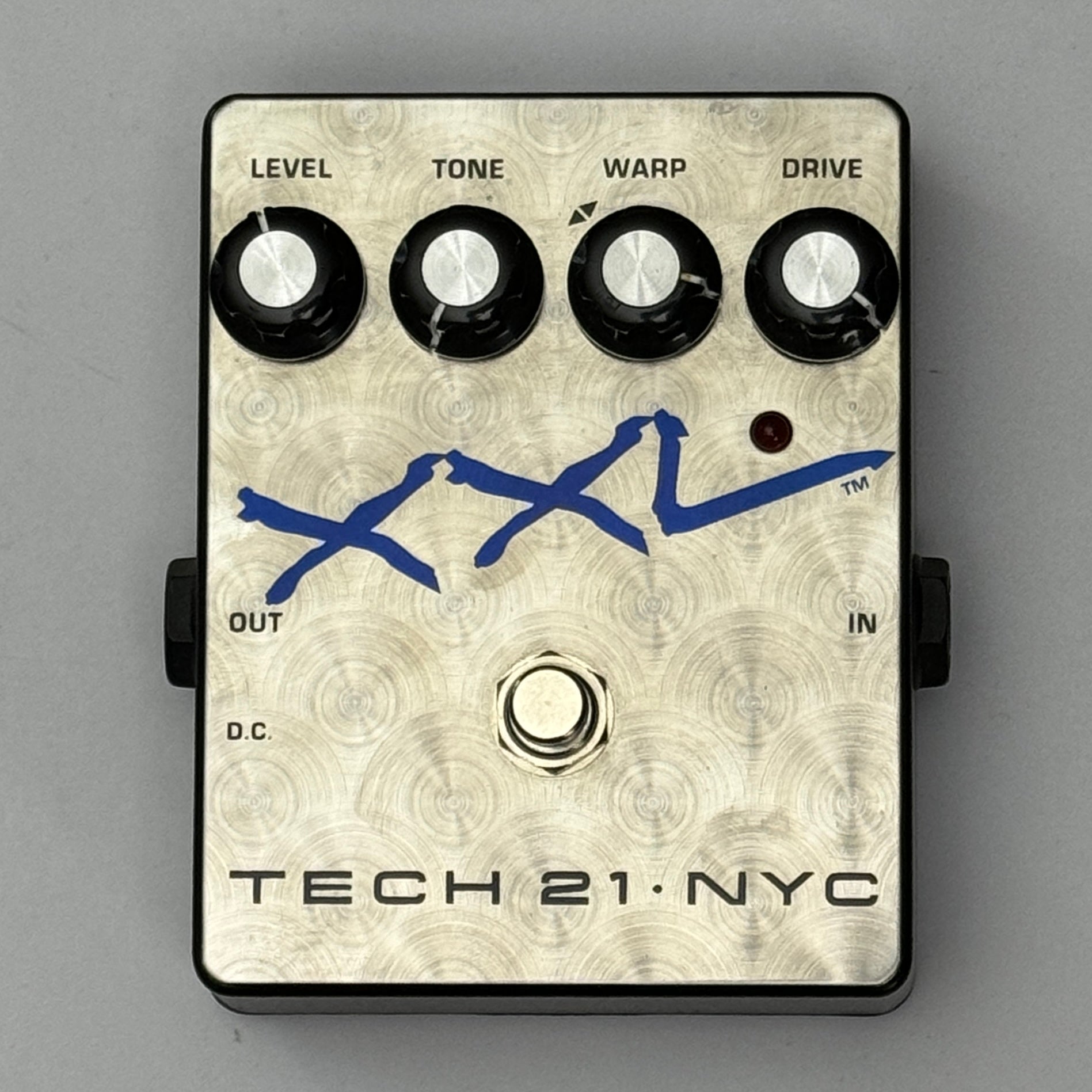 TECH 21 XXL distortion – Godlyke Distributing, Inc.