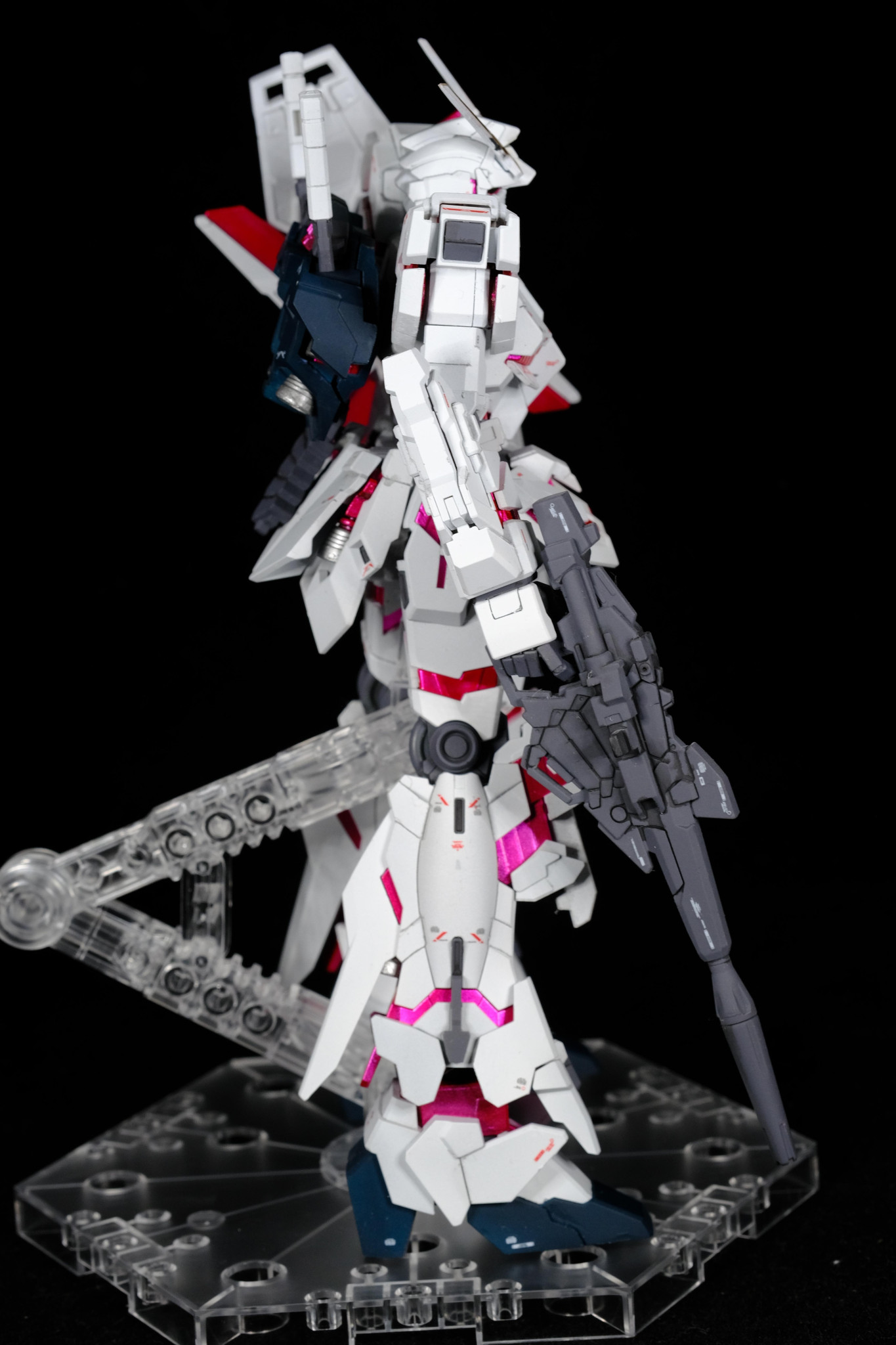HGUC RX-0 ユニコーンガンダム(デストロイモード)｜ryota_modelingさん
