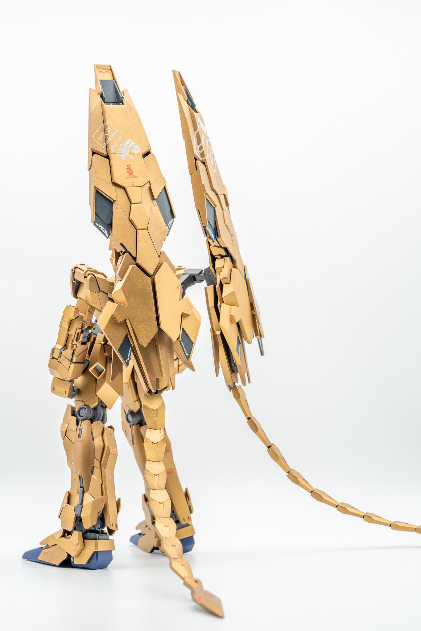 MG ユニコーンガンダム3号機 フェネクス（ナラティブVer.）｜katsuさん