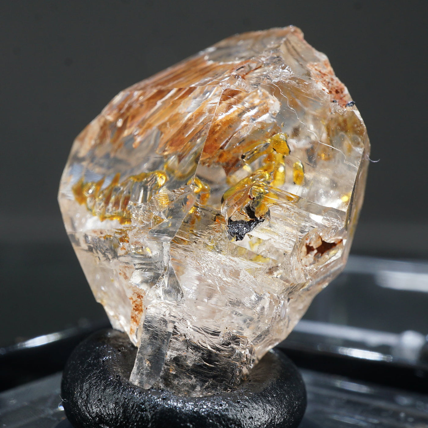 マダガスカル産 蛍光オイル入り水晶 – 天然石ハッピーギフト