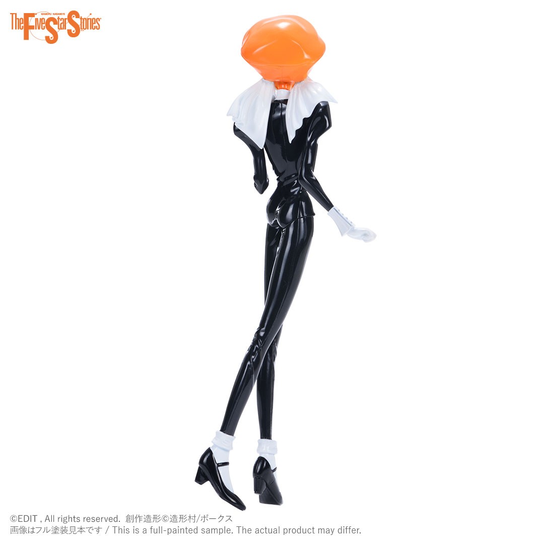 プラスチック・スーツを身にまとった黒騎士のパートナー「エストが待望