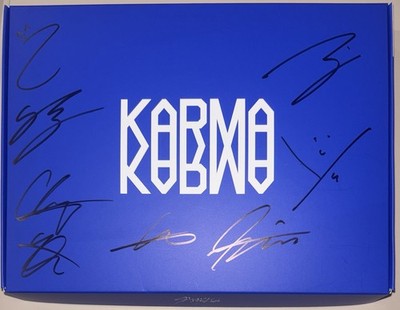 Stray Kids [KARMA] All Member Autographed Signed Album SKZ