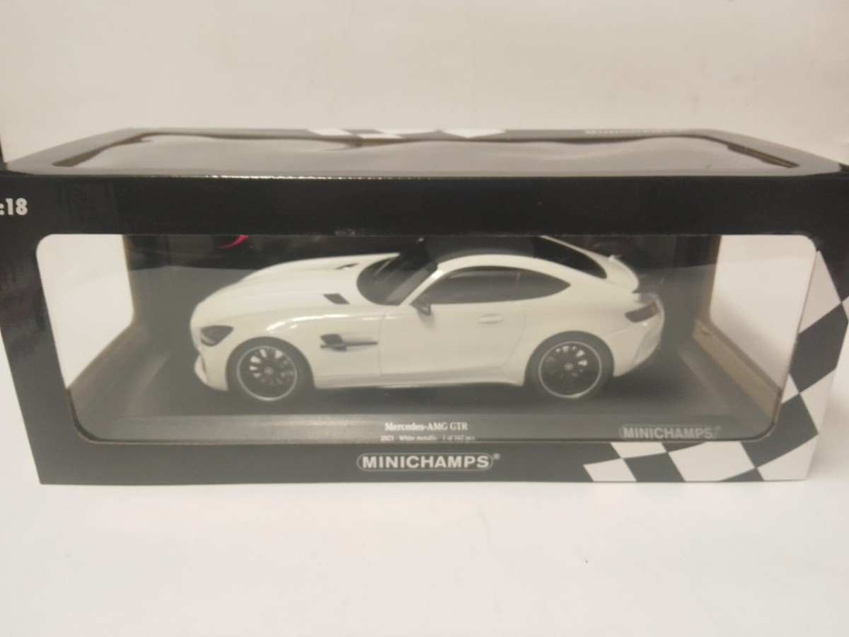 Mercedes-Benz AMG ミニカー ホワイト Minichamps Mercedes Benz AMG
