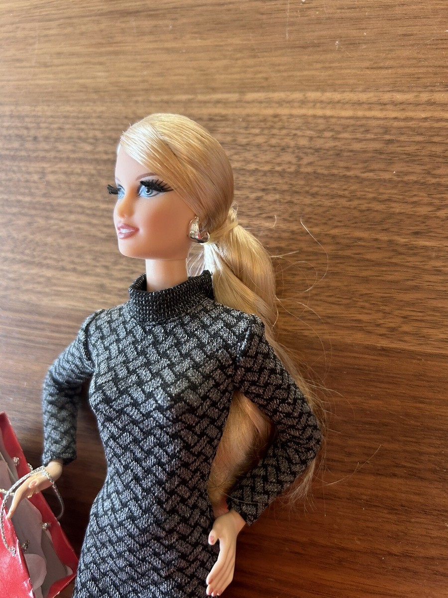 The Barbie Look 2012 City Shopper Black Label Collector Barbie