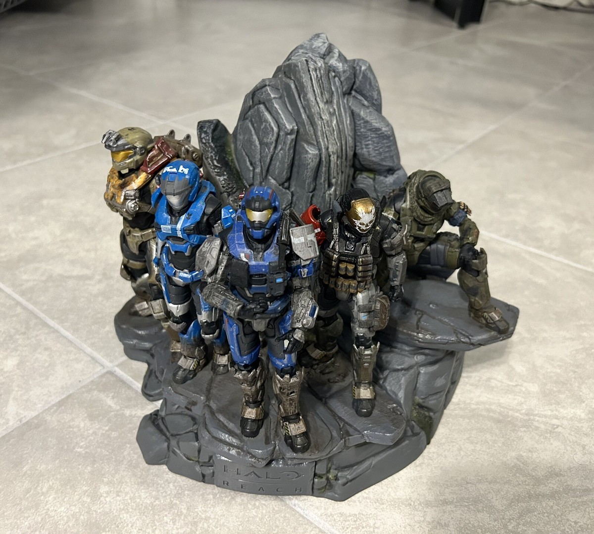 Halo: Reach - Legendary Edition statue- NO GAME, JOURNAL, OR