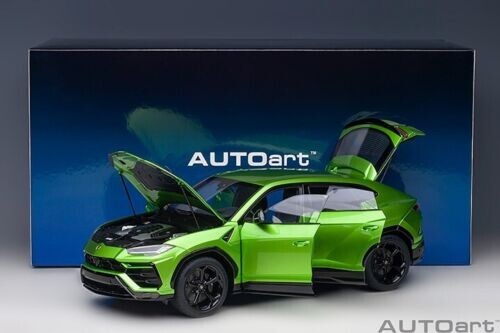 1/18 Lamborghini Urus Verde Selvans Pearl Green Model Car By