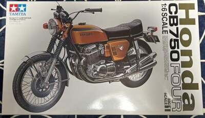 Tamiya 1/6 Big Scale Honda Dream Cb750 Four Figure Motor bike from
