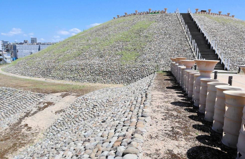 兵庫最大の前方後円墳「五色塚古墳」 被葬者は謎のまま 復元から50年