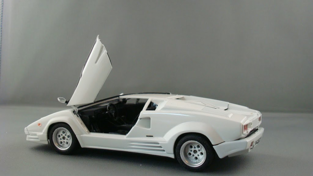 Fujimi Countach Completion - YouTube