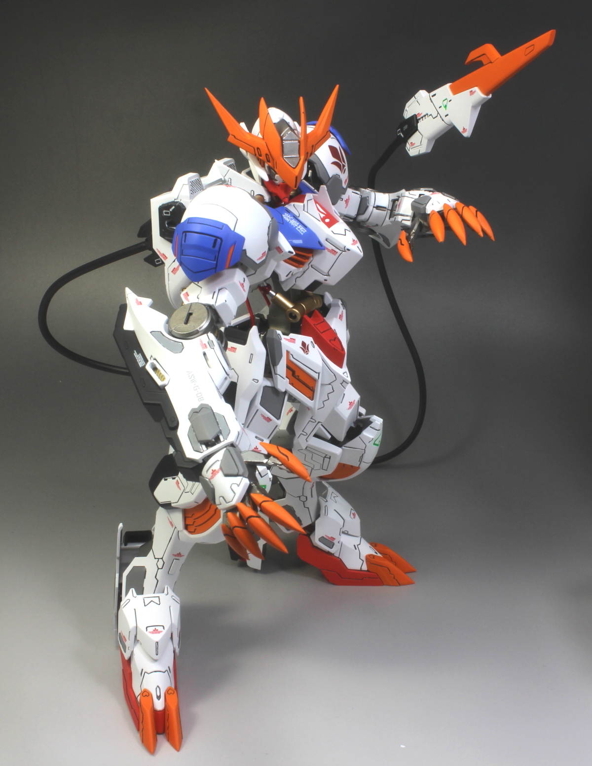 1/100 FM フルメカニクス ガンダムバルバトスルプスレクス 覚醒（赤目