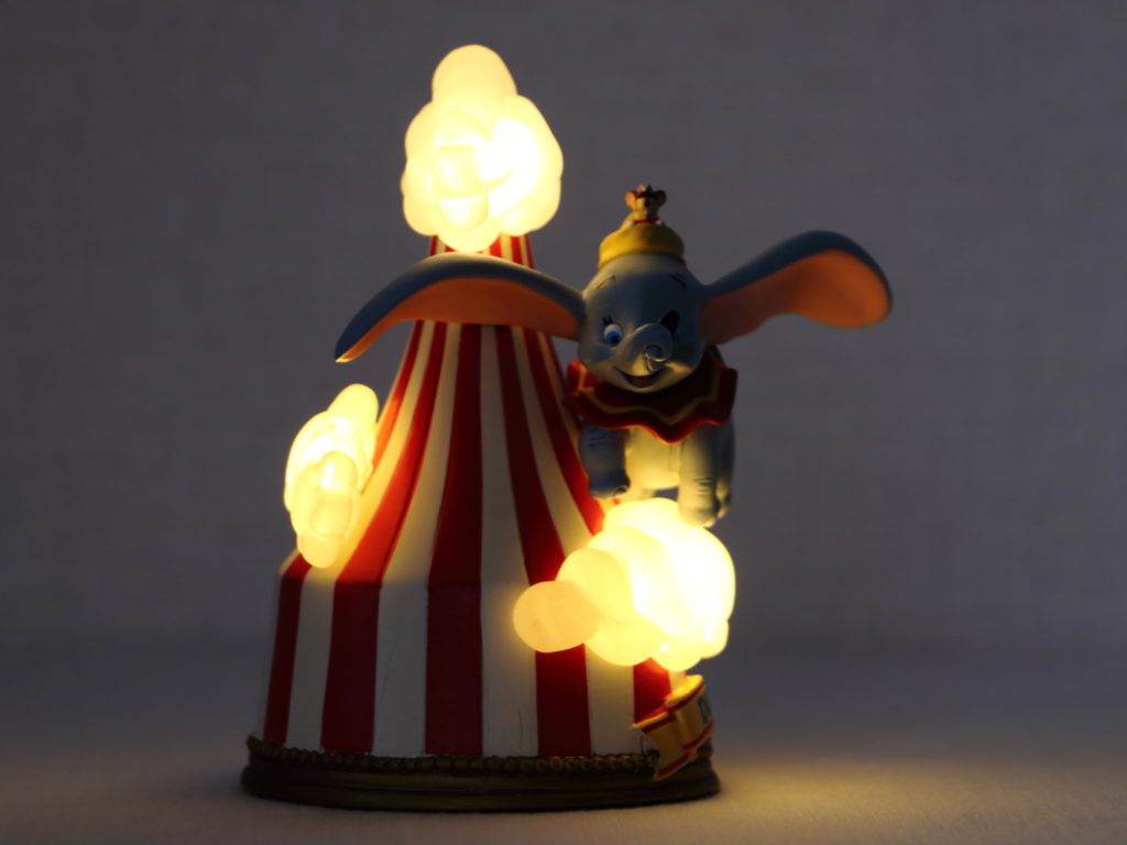 ディズニーストア☆ダンボ《80周年》「ダンボ＆ティモシー LEDライト